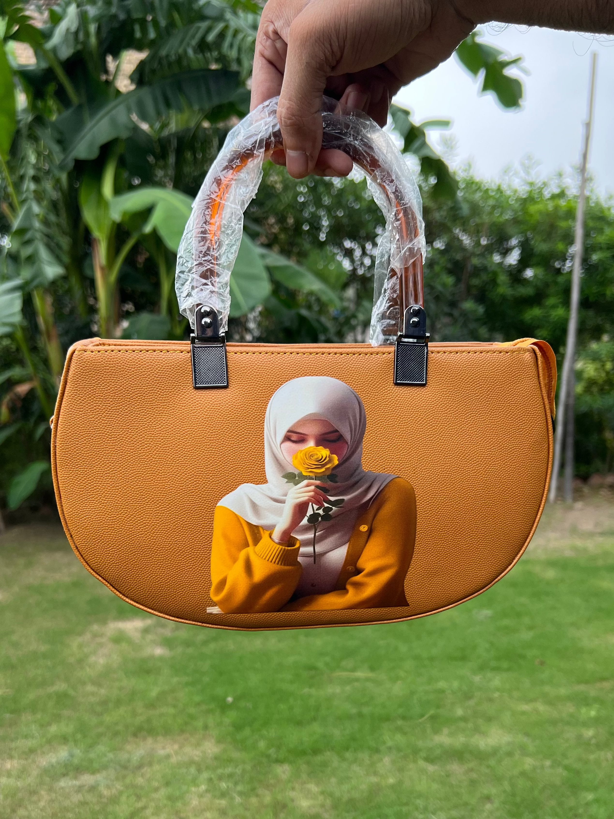 Trendy Mustard Handbag with Printed Artistic Design & transparent Handle