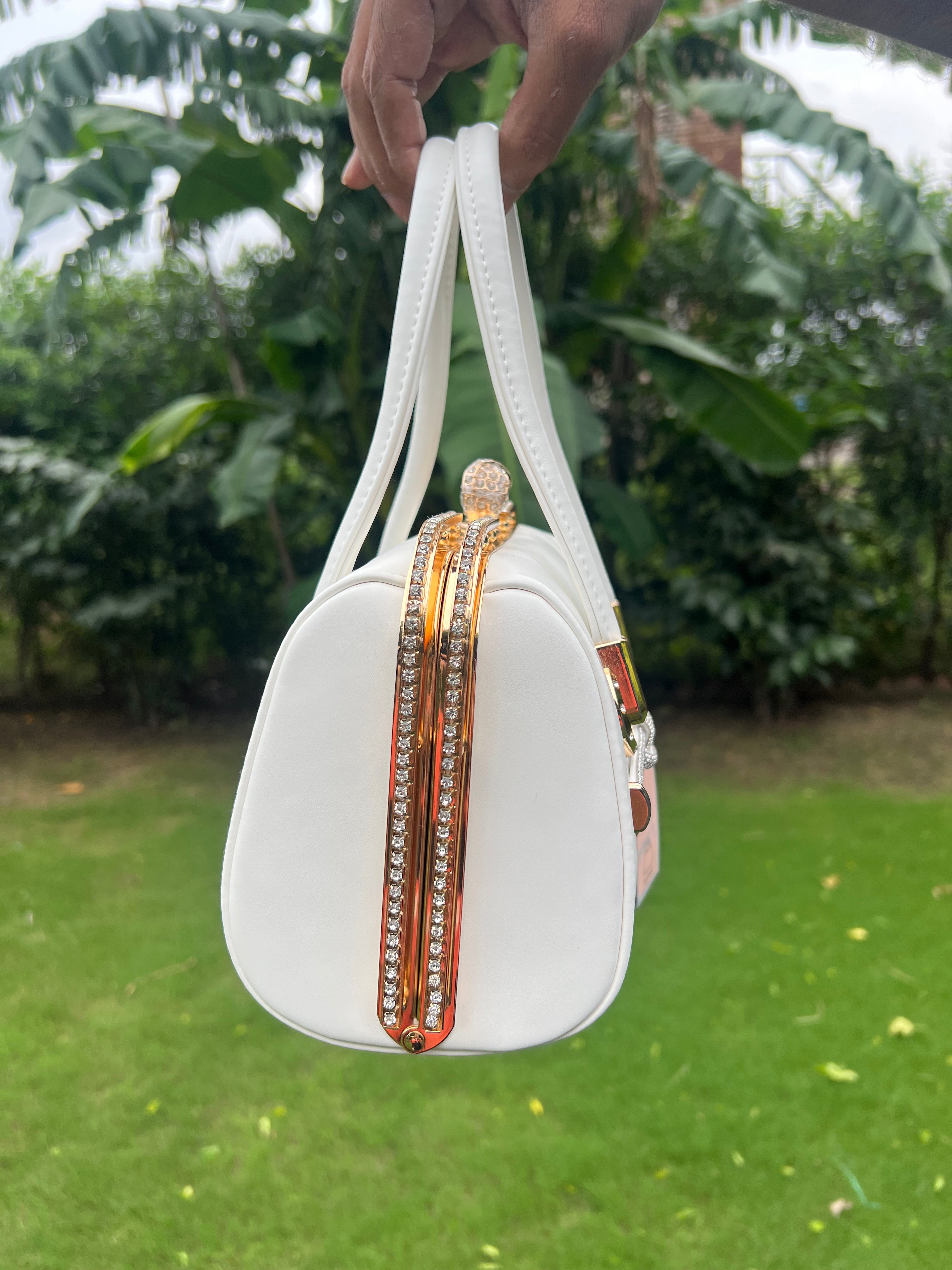 Elegant White Handbag with Golden Detailing – Luxury Top Handle Bag for Women