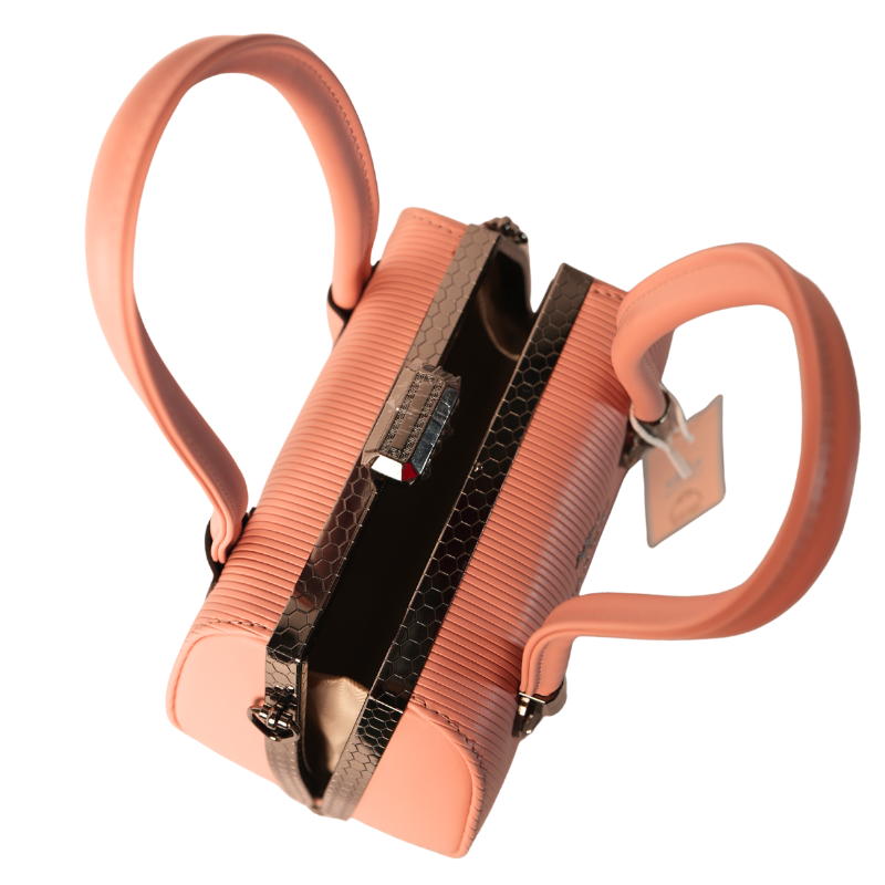 Blush Pink Handbag – Elegant Everyday Use